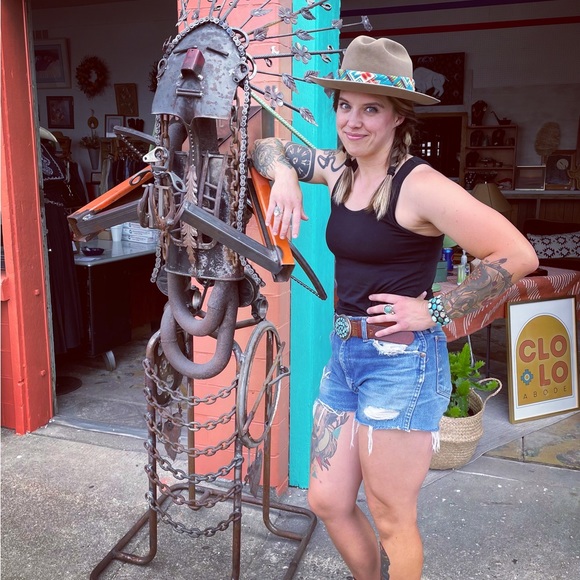 Meet your Posher, Alli - Picture 8 of 11